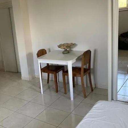 Pontaillac With Stunning Sea Views *